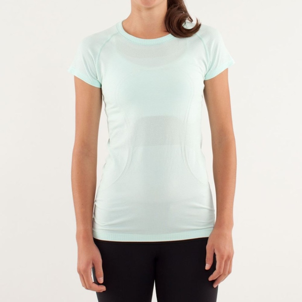 Lululemon Mint ‘Run Swiftly’ Top in Size 6